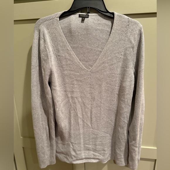 EUC TALBOTS Light Gray V-Neck Sweater SZ L - Picture 1 of 14